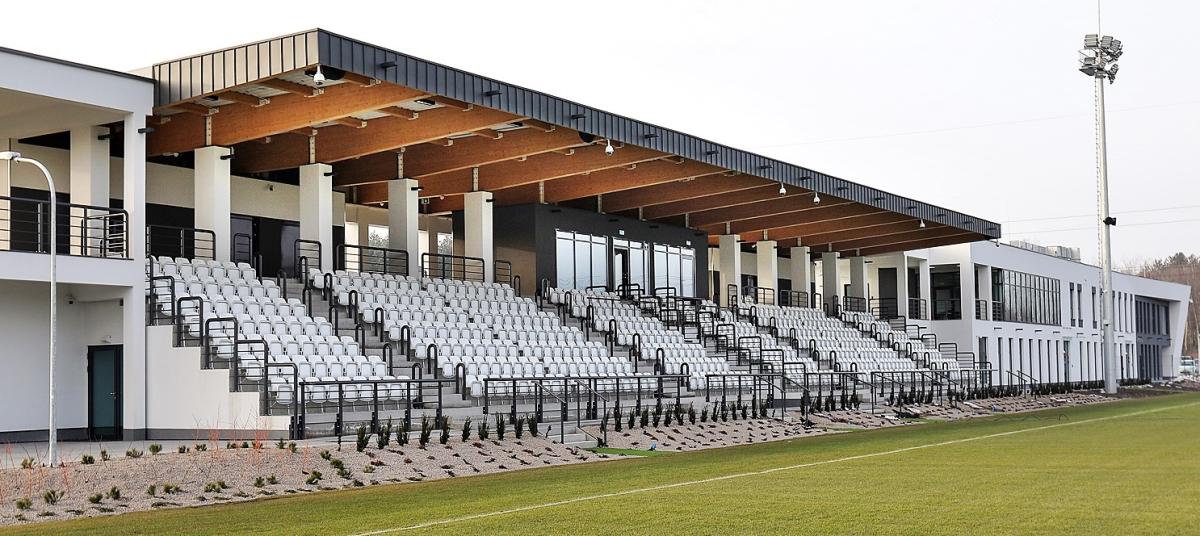 krzesełka stadionowe Olimp na obiekcie w Krakowie